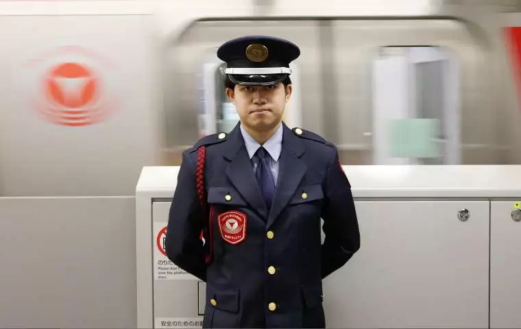 駅構内警戒業務